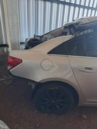 Recorte Lateral Traseiro Direito Chevrolet Cruze 2016
