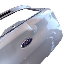 TAMPA TRASEIRA KA HATCH 2015 2016 A 2021 COM DETALHE