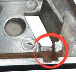 EMBLEMA GRADE DIANTEIRA COBALT 2016/2020 52087487