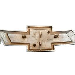 EMBLEMA GRADE DIANTEIRA S10 2013/2016