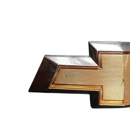 EMBLEMA GRAVATA GRADE DIANTEIRA ONIX PRISMA 2013 2016