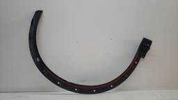 MOLDURA PARALAMA DIANTEIRO ESQUERDO AUDI RS Q3 2013 A 2019