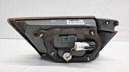 LANTERNA TRASEIRA DIREITA AZERA 2008 A 2010 (MALA)