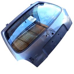 TAMPA TRASEIRA CORSA WIND  1995 1996 A 2004 COM DETALHE