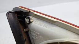 LANTERNA TRASEIRA DIREITA JETTA 2007 2008 A 2010 (MALA)