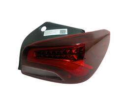 Lanterna Direita Onix Hatch 2020 a 2025 C/ Led (detalhe)