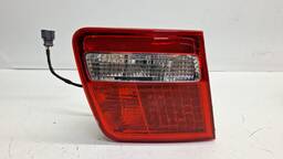 LANTERNA ESQUERDA AUDI A8 2002 A 2007 (MALA)