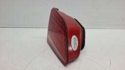 LANTERNA TRASEIRA ESQUERDA PASSAT B7 VARIANT 2011/2015 MALA