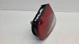 LANTERNA ESQUERDA DAEWOO LANOS SEDAN 1997 1998 A 2001 (MALA)