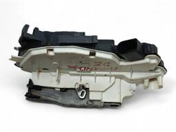 FECHADURA PORTA DI ESQ TIGUAN ATÉ 17 AMAROK UP! 12/ 7PINOS