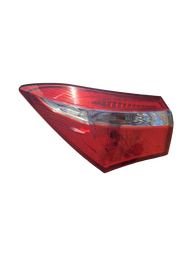 Lanterna Traseira Esquerda Corolla 2015 a 2017 canto S/ Led 