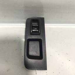 Botão Vidro Elétrico Dianteiro Direito Grand Livina 09/14