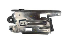 SUPORTE ESQ APOIO PÉS BORA GOLF 2000/02 1J1864767 PRATEADO