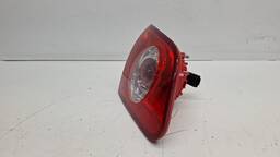 LANTERNA TRASEIRA ESQUERDA PASSAT B6 2006 A 2010 (MALA)