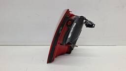 LANTERNA DIREITA AUDI A8 2008 A 2009 (MALA)