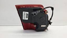 LANTERNA DIREITA AUDI A8 2008 A 2009 (MALA)