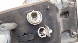 LANTERNA TRASEIRA ESQUERDA COROLLA 2018 A 2019 (MALA)