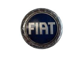 EMBLEMA FIAT UNO PALIO PUNTO SIENA IDEA 2004 2011 46522729 A