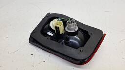 LANTERNA DIREITA TAMPA TRASEIRA SONATA 1993 A 1996 (MALA)