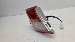 LANTERNA TRASEIRA ESQUERDA CAMRY 2007 A 2011 (MALA)