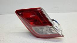 LANTERNA TRASEIRA ESQUERDA CAMRY 2007 A 2011 (MALA)