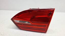 LANTERNA TRASEIRA DIREITA JETTA 2011 A 2014 (MALA) S/ LED