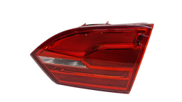 LANTERNA TRASEIRA DIREITA JETTA 2011 A 2014 (MALA) S/ LED