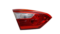 Lanterna Traseira Esquerda Focus Sedan 2014 a 2015 (Mala)
