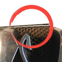 EMBLEMA GRADE DIANTEIRO PEUGEOT 206 1999 A 2008