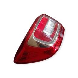 Lanterna Traseira Esquerda Logan 2014 2015 a 2024