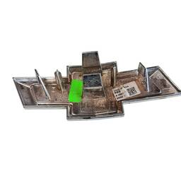 EMBLEMA DA GRADE DIANTEIRA ONIX PRISMA 2013 A 19 GM 