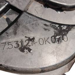 EMBLEMA HILUX SR SRV DIANTEIRO 2016 A 22