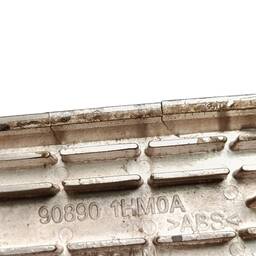 EMBLEMA TAMPA TRASEIRA LOGO NISSAN MARCH 2012/2020