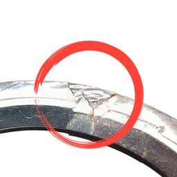 EMBLEMA TAMPA TRASEIRA LOGO NISSAN MARCH 2012/2020