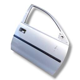 PORTA DIANTEIRA DIREITA CORSA / CLASSIC 1996 1997 A 2016