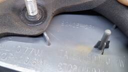 LANTERNA TRASEIRA ESQUERDA SORENTO 2010 A 2013 (MALA) C/ LED