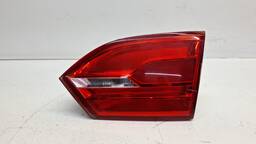 LANTERNA TRASEIRA ESQUERDA JETTA 2011 A 2014 (MALA) S/ LED