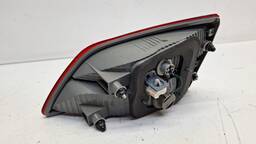 LANTERNA TRASEIRA ESQUERDA HB20 HATCH 2013 A 2019 (MALA)