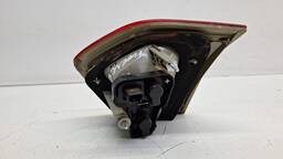 LANTERNA TRASEIRA ESQUERDA FLUENCE 2011 2012 A 2018 (MALA)