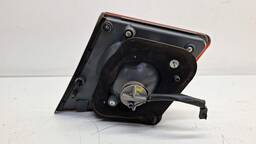 LANTERNA TRASEIRA ESQUERDA CRUZE 2012 A 2016 SEDAN (MALA)