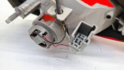 LANTERNA TRASEIRA DIREITA FOCUS SEDAN 2014 A 2015 (MALA)