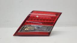 LANTERNA TRASEIRA DIREITA AZERA 2011 COM DETALHE 