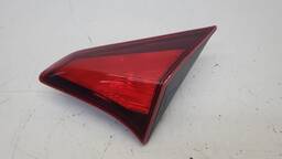 LANTERNA TRASEIRA DIREITA KICKS 2017 2018 A 2021 (MALA)