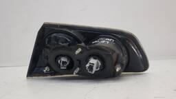 LANTERNA TRASEIRA ESQUERDA LANCER 2011 2012 A 2019 ( MALA )