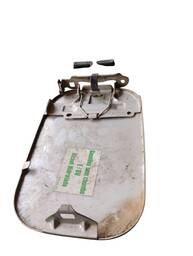 PORTINHOLA TANQUE COMBUSTÍVEL SANDERO 2015/ LOGAN 2014/2024