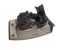 LANTERNA TRASEIRA DIREITA AUDI A4 2005 A 2008 (CANTO)