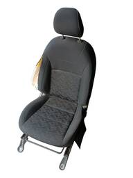 BANCO DIANTEIRO DIREITO KICKS 2017 2018 2019/ (AVARIA)