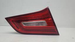 LANTERNA TRASEIRA ESQUERDA CADENZA 2011 A 2013 (MALA)