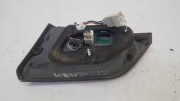 LANTERNA TRASEIRA ESQUERDA CADENZA 2011 A 2013 (MALA)