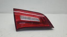 LANTERNA TRASEIRA ESQUERDA CADENZA 2011 A 2013 (MALA)